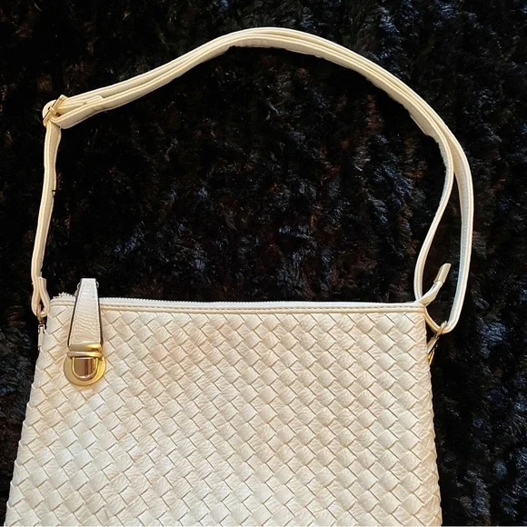 White Woven Bag with Gold Tone Hardware - Picture 2 of 6